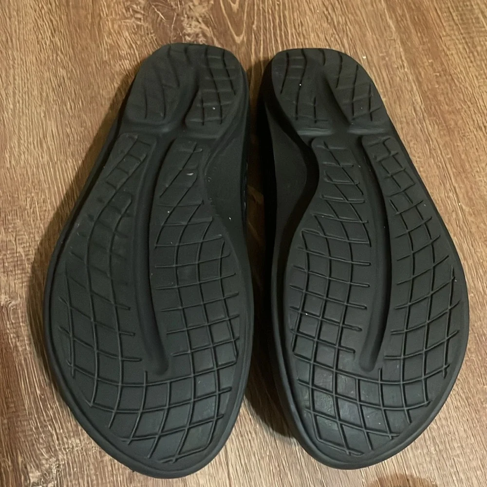 Women’s OOFOS Black Flip Flops EU 41/ US 10 See pictures - Picture 6 of 13